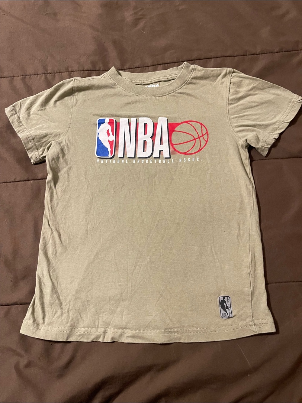 Boys NBA Short Sleeve T‑Shirt in Olive